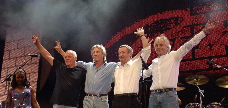 10. Pink Floyd - The endless river: 1.717.000 copias